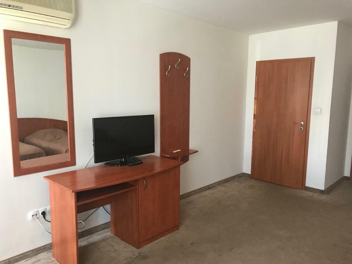 Family Hotel Odessa Sewliewo Zewnętrze zdjęcie